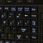 Adesso SlimTouch 120 Teclado multimedia compacto iluminado de 3 colores - Imagen 3