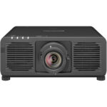 Panasonic REQ12 Series PT-REQ80BU Proyector láser DLP UHD 4K con desplazamiento de píxeles de 8000 lúmenes (negro)