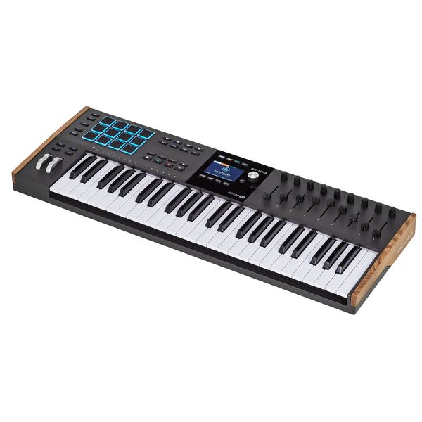 efc4bb8650c928b776d8a26740afca1b.jpg Arturia KeyLab 49 mk3 Black - Imagen 1
