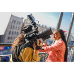 Canon EOS C400 6K Full-Frame Digital Cinema Camera (Canon RF) - Imagen 14