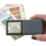 Lupa de bolsillo Carson PO-55 5x MiniBrite - Imagen 8