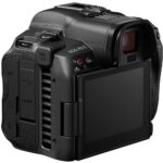 Canon EOS R5 C Mirrorless Cinema Camera with 24-105 f/4L Lens - Imagen 2