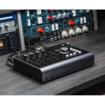 Audio ID44 MkII 20x24 Interfaz de audio USB de escritorio - Imagen 13
